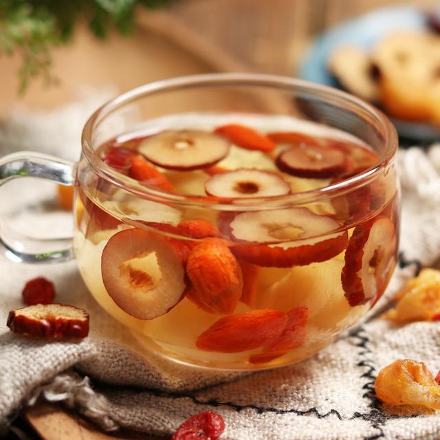 女人月经不正常? 平时多吃这几种食物, 补充雌激素告别女人烦恼