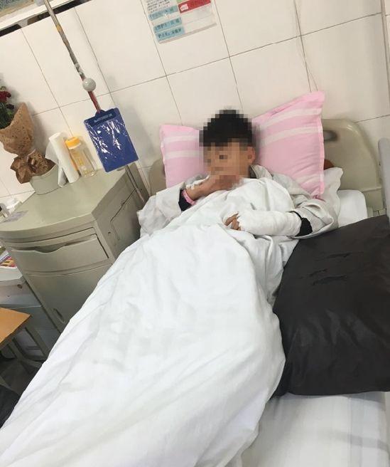 14岁男孩被确诊为脑梗, 原因令人心寒, 医生叮嘱: 少熬夜, 少喝它