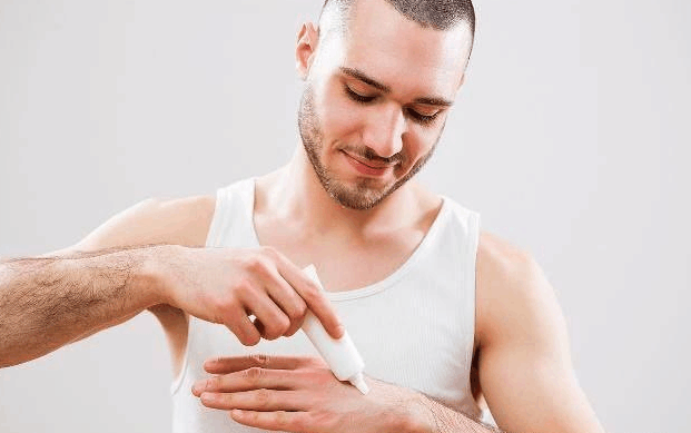 男人40岁后, 坚持“四个八”, 疾病不来找, 活到80岁也不显老!