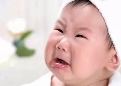 为什么小孩晚上睡觉前非要妈妈哄一哄? 原因很让人感动