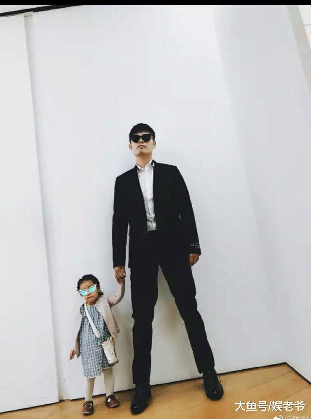 陈赫家庭背景到底多强大? 姑父陈凯歌跟爸妈比起来根本不算什么!