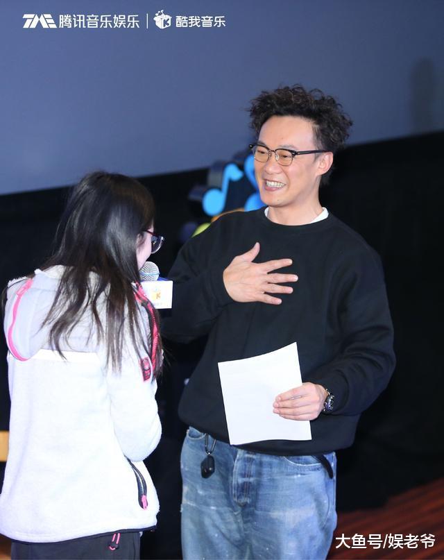 陈奕迅大型宠粉现场 圆梦粉丝亲手送信
