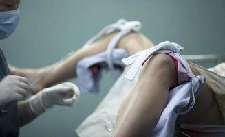 21岁女孩胸部剧烈胀痛, 查明原因后哭着说, 都怪那个不忠的人渣