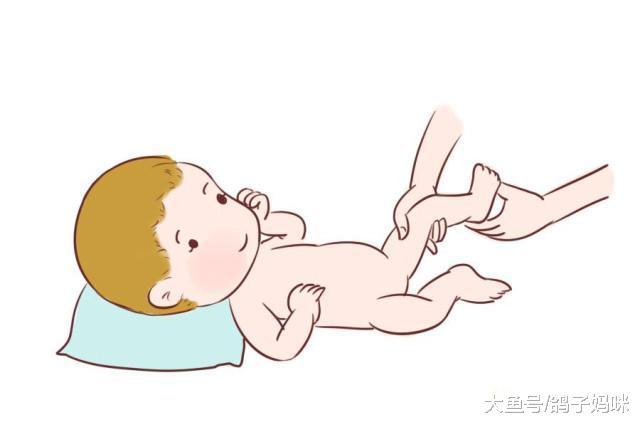 婴儿按摩操对宝宝发育的神助攻