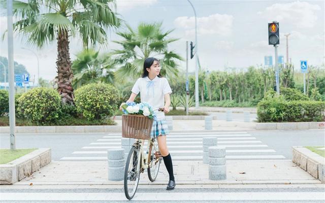 把握约会时间, 轻松轻吻女生