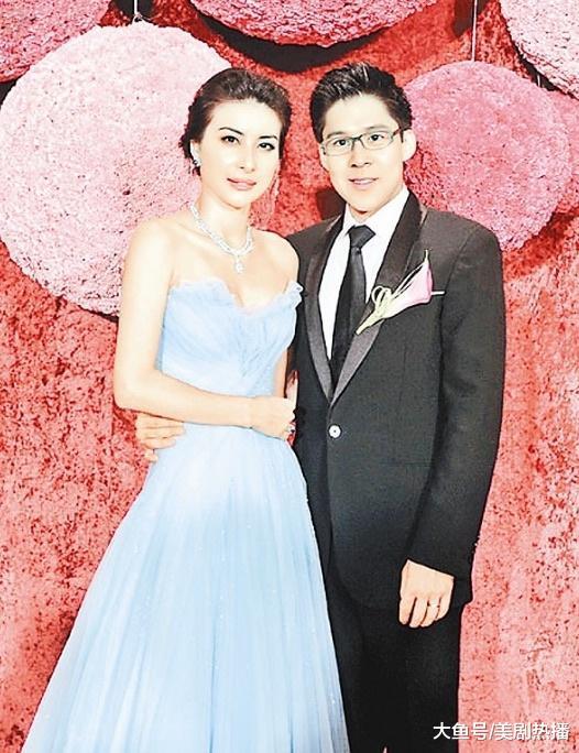 香港首任双料港姐, 19岁嫁入豪门生下三子后离婚, 50岁又嫁入豪门