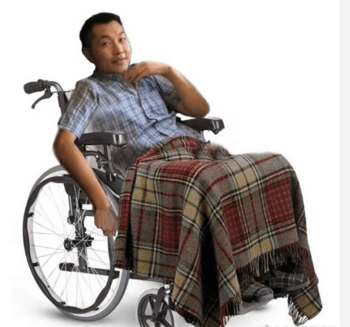 有没有认识他的? 