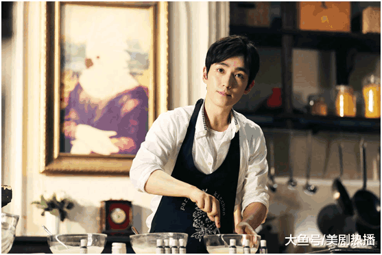 朱一龙被粉丝强行摸手, 酒店又遭围堵! 私生饭能否理智追星?