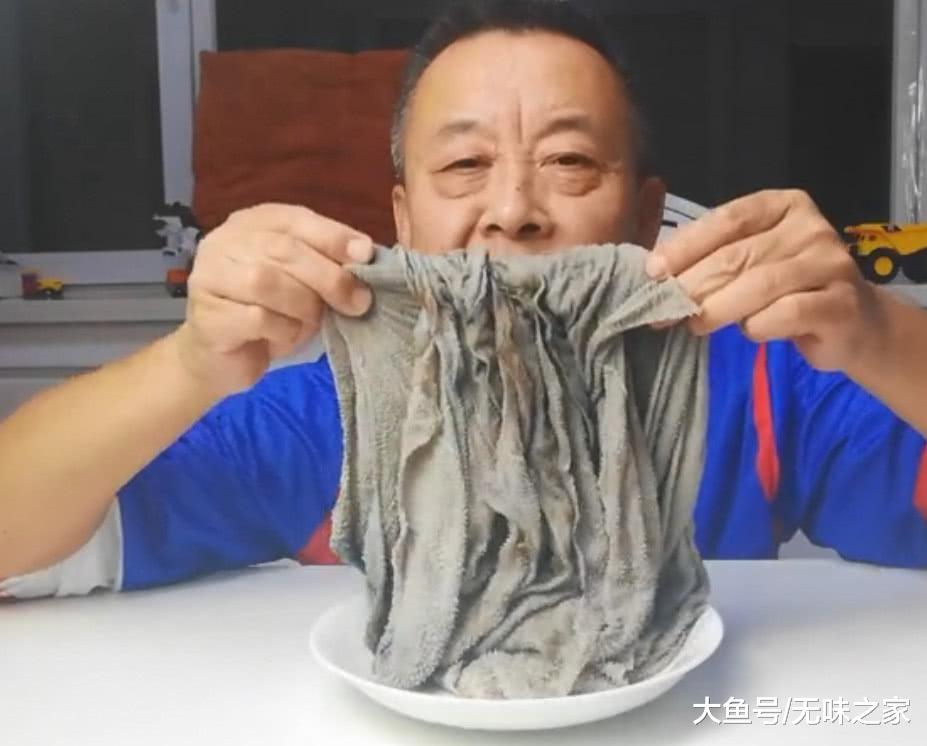 用一块"破抹布"做出北京特色小吃, 下酒味道最好, 看看你吃过没