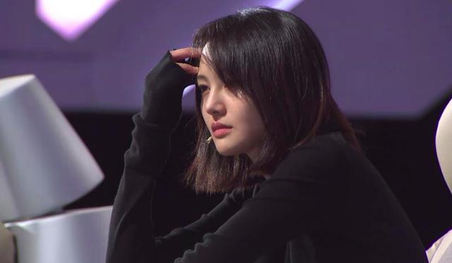 郑爽《铁甲》现场失控发飙, 怒斥节目组: 你们尊重过我的队伍吗