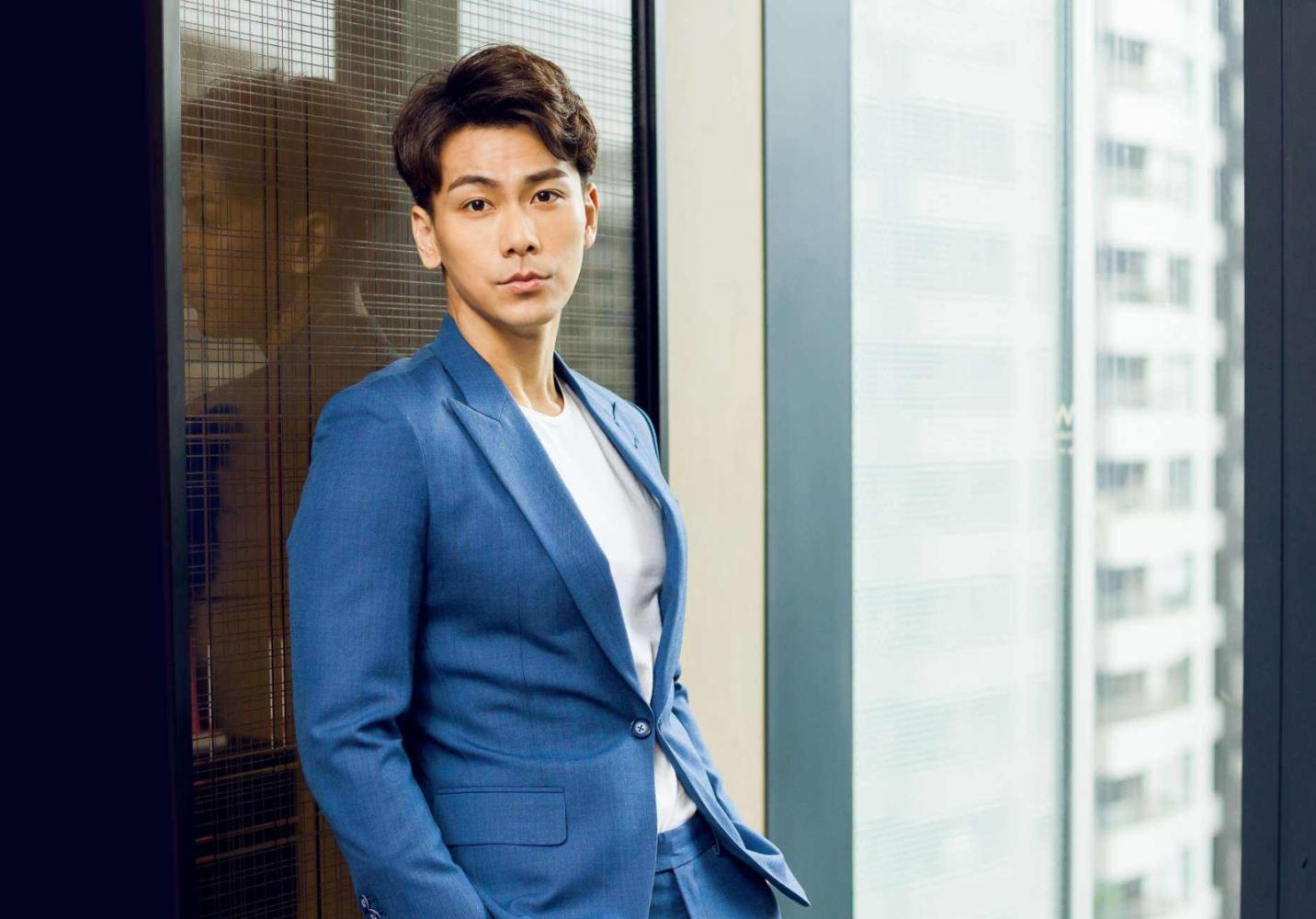 【出道十一年，演了十九部作品，