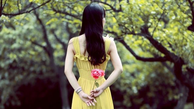 男人有这几种表现, 女人要趁早跟他分手!