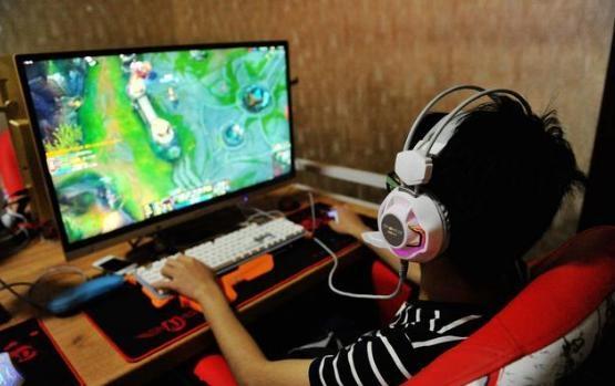 29岁产妇突然昏厥, 抢救无效死亡, 产妇母亲哭着说: 你把女儿还我!