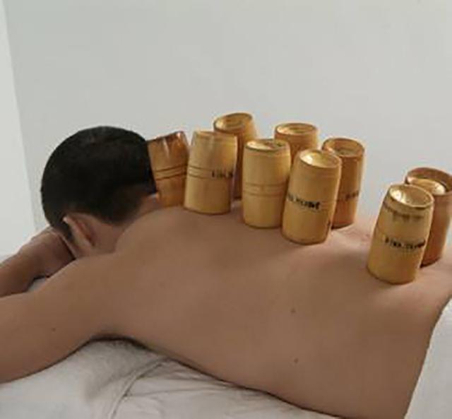 拔火罐能祛湿吗? 掌握简单2招祛湿, 这一类人想胖都胖不起来
