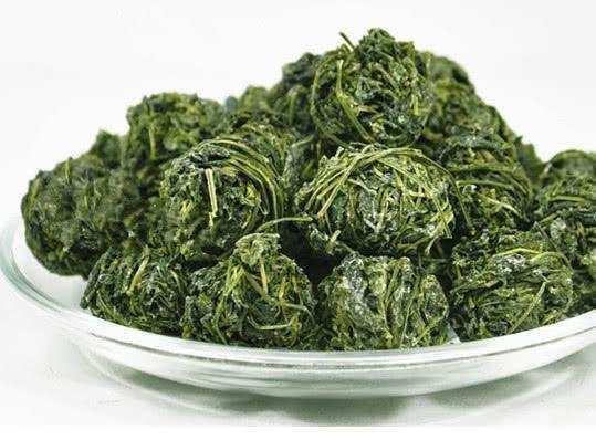 血压高得头晕太难受? 这些降压小食材每天吃点, 血压稳降不反弹