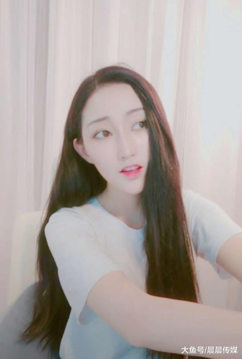 专访晨晨传媒主播安七七:"佛系主播"的养成之路