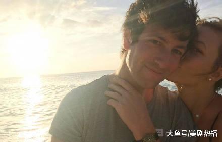 14岁登杂志封面16岁成超模, 事业巅峰退圈学编程, 她的人生太精彩