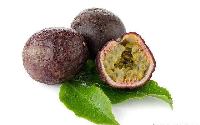 百香果是水果中的“药王”, 有哪些功效、什么人不能吃, 你知道吗