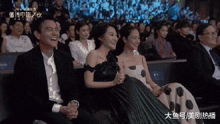 撕完华谊撕李冰冰, 称其柴火妞儿, 继叶璇之后袁立也被下降头了?