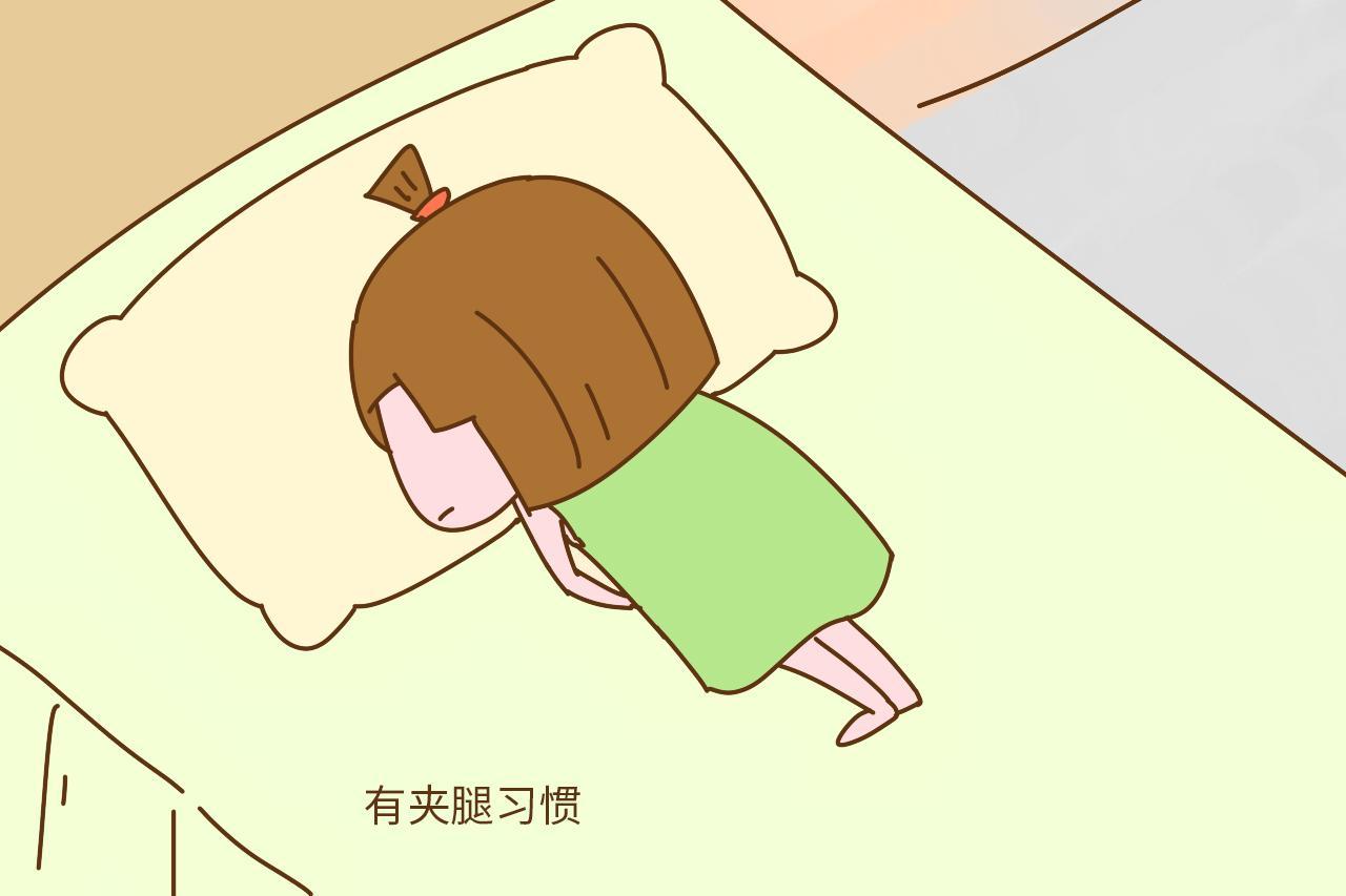 女孩子有这种怪异的举动, 家长别大惊小怪, 会伤害孩子