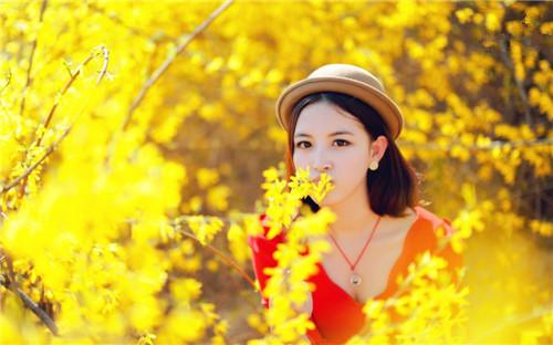 要独立到不依赖任何一个人, 不期待除自己以外的温暖