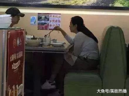 王祖贤再曝近照, 长发飘飘颜值依旧! 网友: 完全看不出女神50岁!