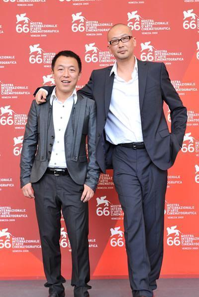 他是黄渤的贵人, 和马伊琍相恋4年, 最后娶了她的闺蜜
