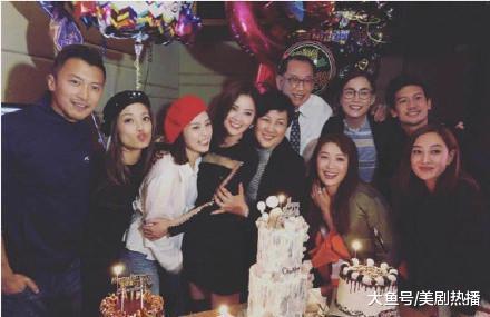 她是娱乐圈金牌经纪人! 颜值不输女明星, 一手捧红陈伟霆谢霆锋!