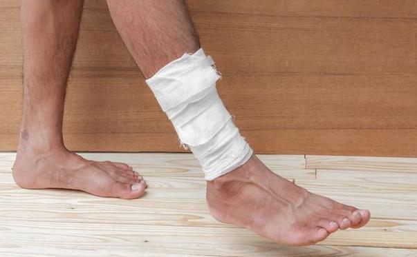 泡脚好处虽多, 但也会致命, 7大类人千万别泡脚!