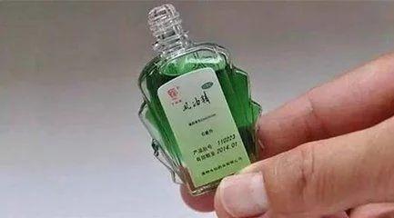 女人睡前在肚脐上滴几点风油精, 会收获8个好处, 比药还好使!