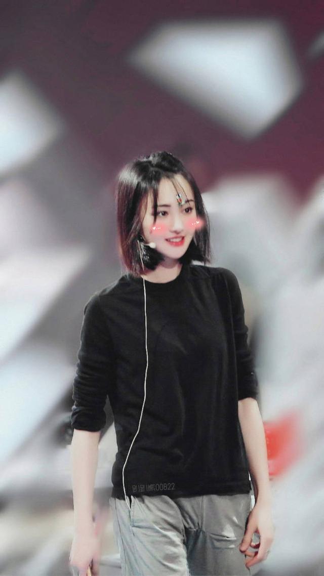 大家不用为郑爽的姻缘操心了, 回归的郑爽已经是团宠级别的了