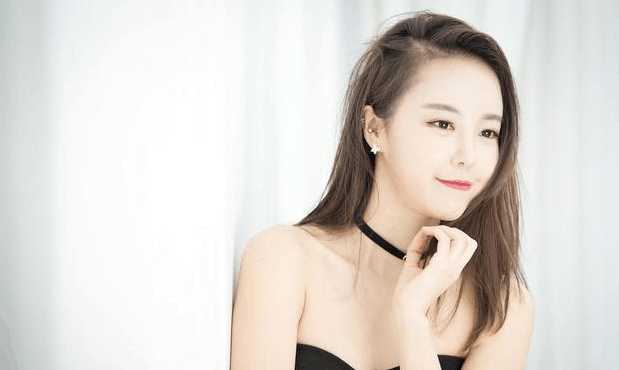 女人关了灯都一样, 所以管她漂不漂亮!