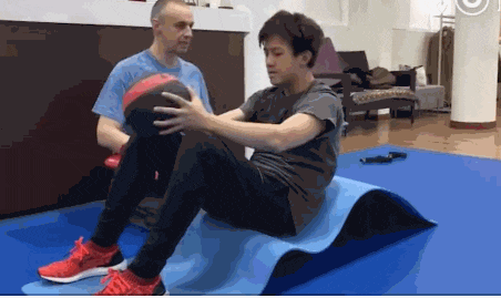 邓超这身材管理, 服了! 刘烨黄晓明能学学吗?