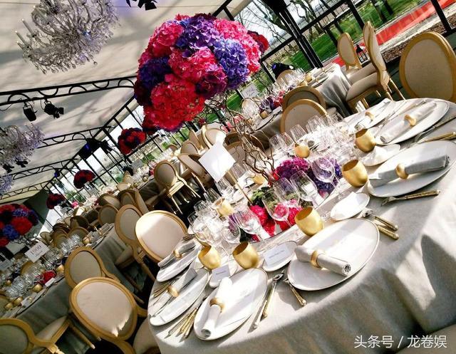 赵薇摆豪华家宴, 8岁女儿曝光, 眼睛不是一般的大!