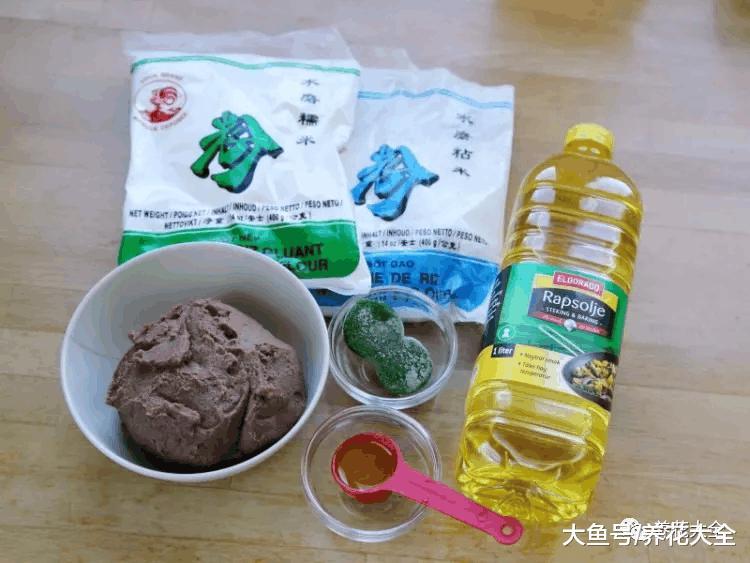 5棵菠菜, 加点蜂蜜, 捏一捏变小团子, 1口气吃6个!