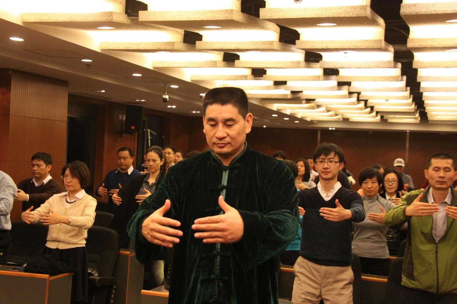 壁纸  四,健全脾胃:站桩放松入静,锻炼肝胃脾,健全脾胃,增进食欲,强固