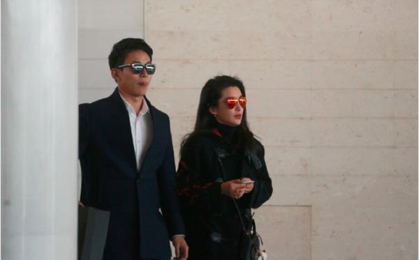 李冰冰首谈小16岁男友: 我只恋爱不结婚!