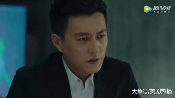 马伊琍何冰获得白玉兰最佳男女主角, 台下的他一个小表情泄露心情