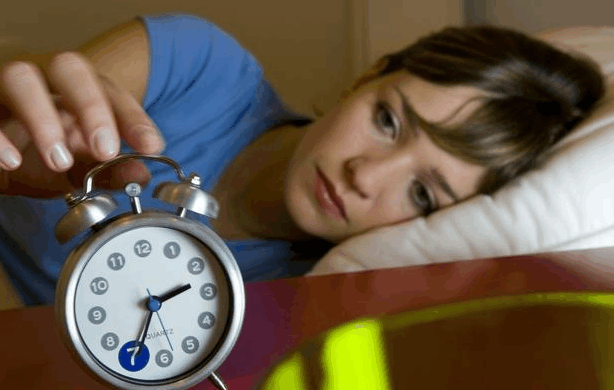 总是在半夜这2个时间段醒来, 提醒你肝可能出问题了, 需要养肝了