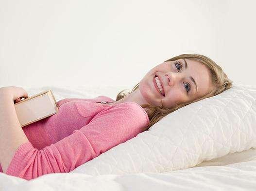 睡前坚持4件事, 比吃补药还养人! 想长寿就看看吧!