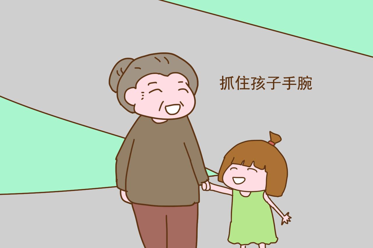 老人带娃, 年轻父母要提醒他们这3点, 事关宝宝人身安全