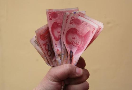 32岁女白领心梗发作, 抢救无效死亡, 医生: 这些地方“疼”要当心