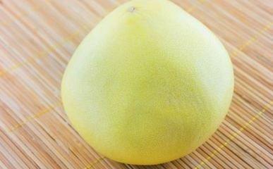 秋季吃柚子, 白肉和红肉谁营养高? 营养师说出重点, 后悔没早知道