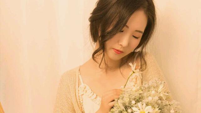 学会做一个“善变”的女人, 男人再累也会围着你转!