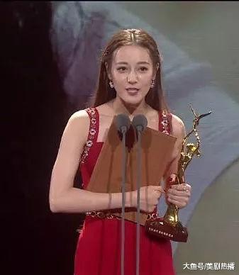 迪丽热巴pk掉孙俪、袁泉成金鹰视后, 到底算不算实至名归?