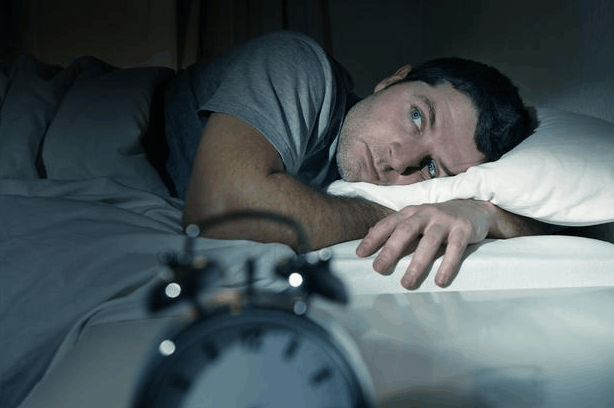 总是在半夜这2个时间段醒来, 提醒你肝可能出问题了, 需要养肝了