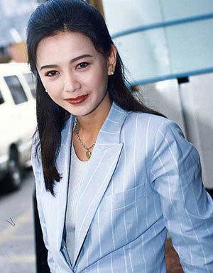与梁朝伟相恋了6年, 最终却败给了刘嘉玲, 今晒儿子打脸闺蜜