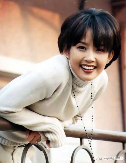 韩国天后离世后亲人好友接连自杀, 女儿10岁就抑郁, 她被诅咒了?