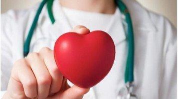 女孩腹痛难忍, 查出病因痛哭, 医生解释说: 经期的一个习惯害的!