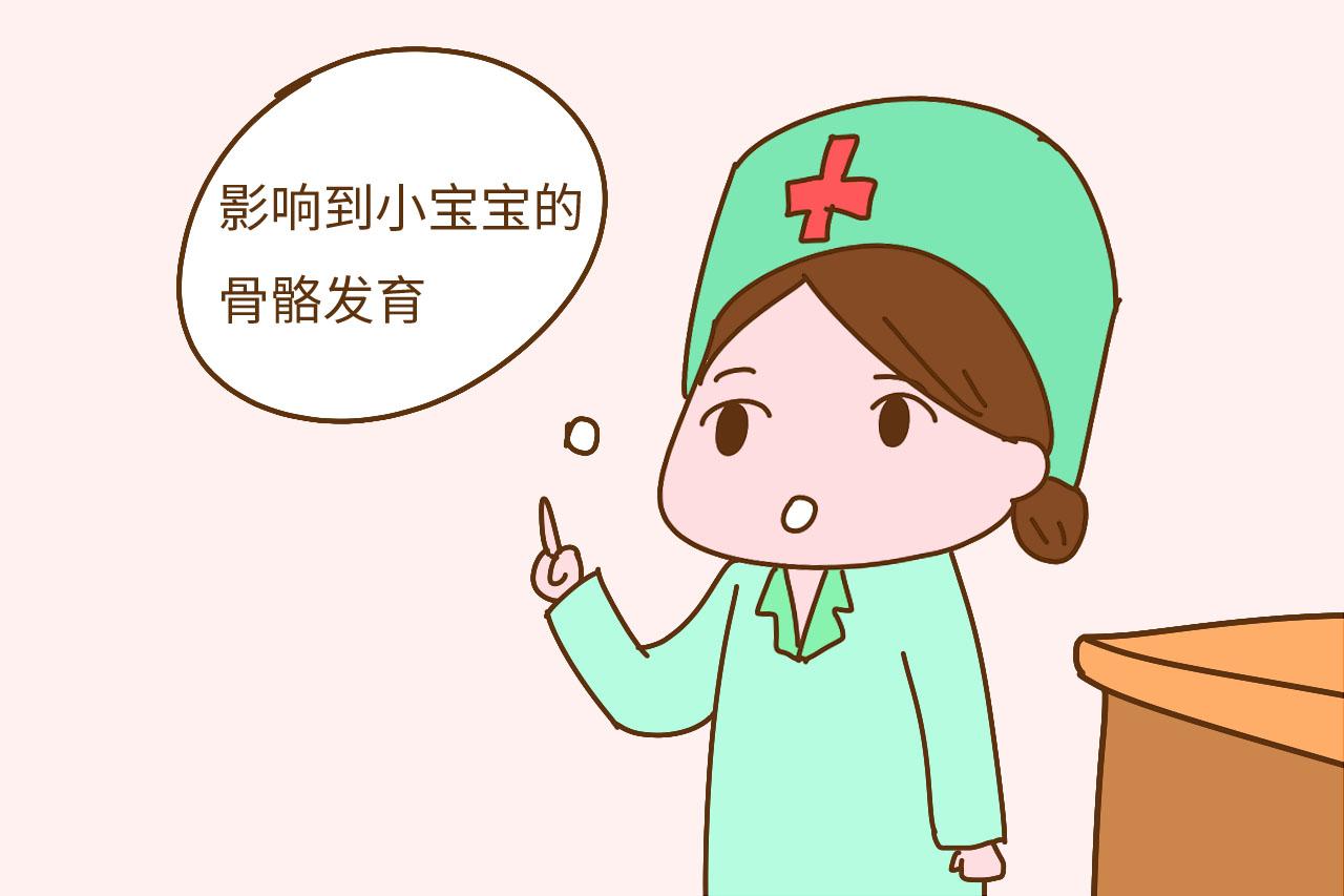 这2种睡姿, 会影响宝宝的成长发育, 要及时帮助宝宝改正